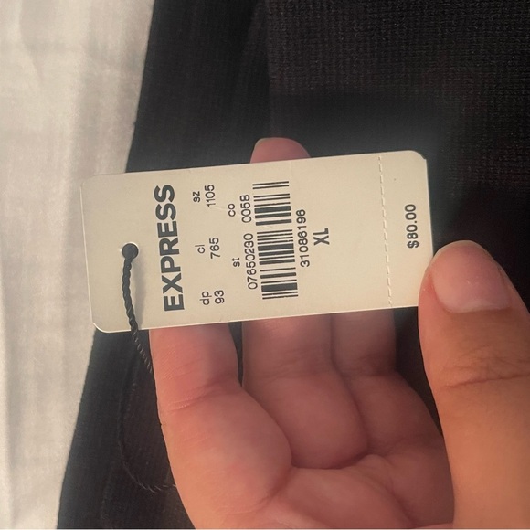 Express Skirt - Picture 2 of 3